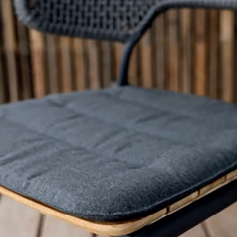 Mindo 101 Lounge Chair - Zzue Creation
