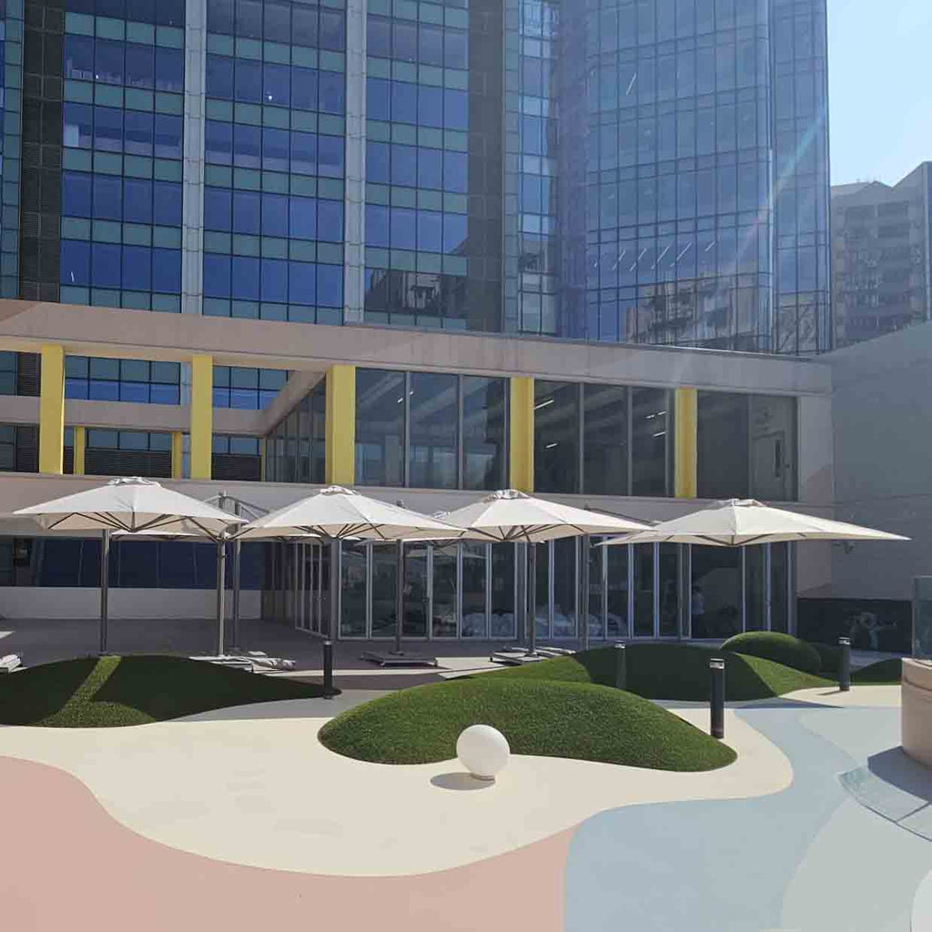 Exploring the Four Best Side Pole Parasols: A Detailed Review