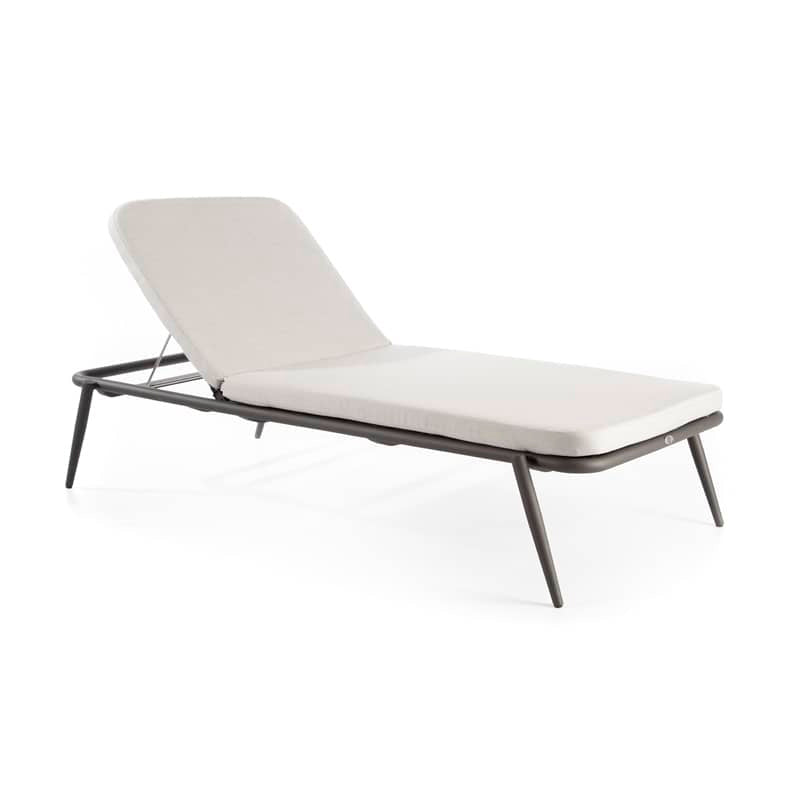 Rodona Lounger - Zzue Creation