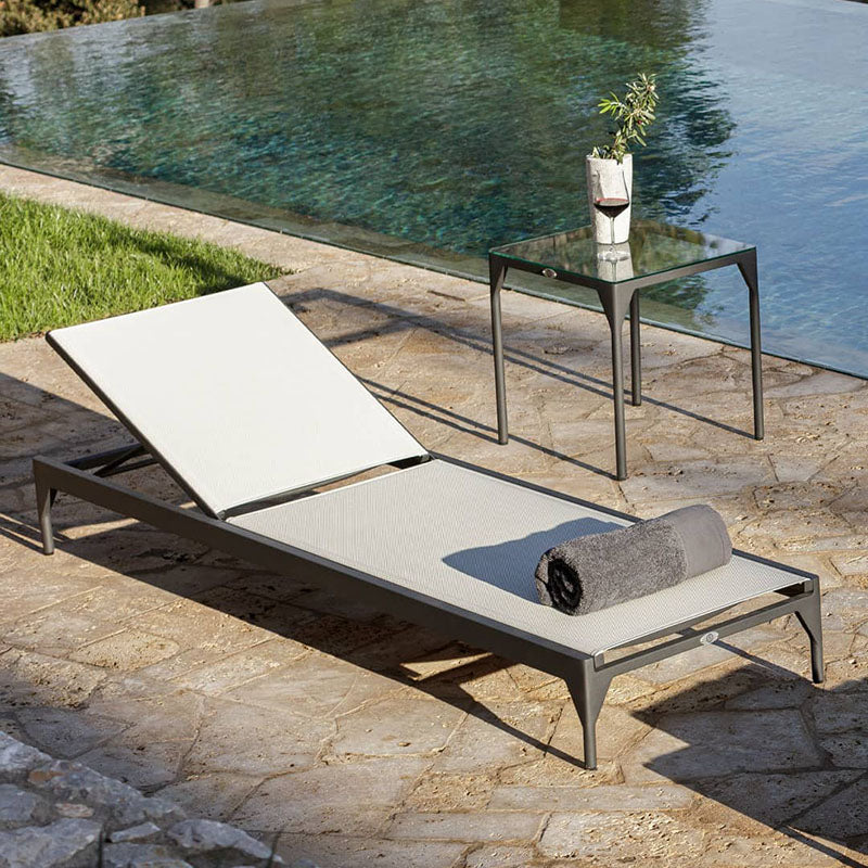 Aux Table Ribs Auxiliary Table 40x40 | Zzue Creation