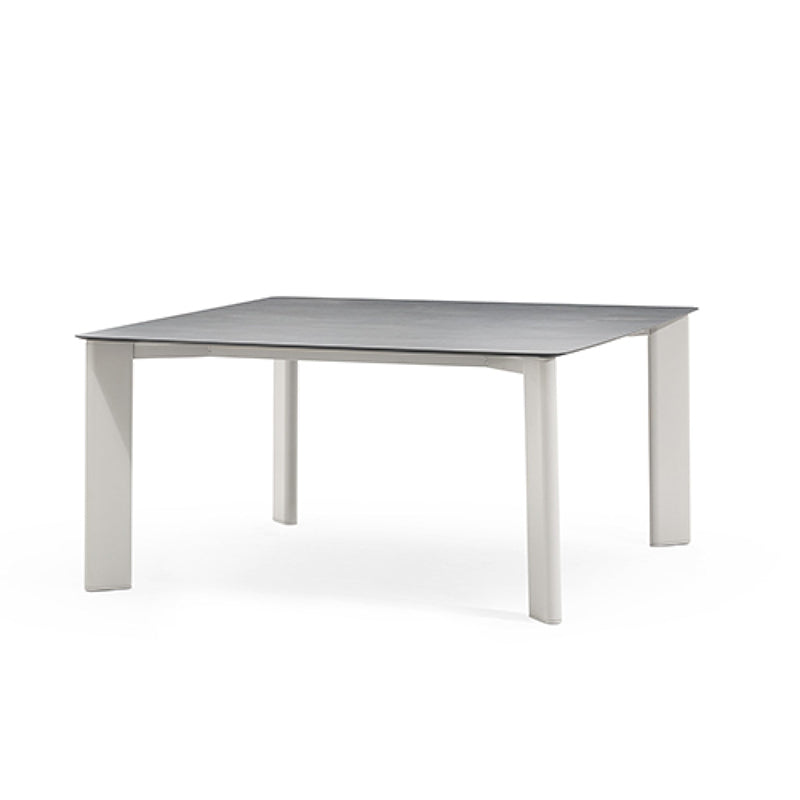 Plinto Table - Zzue Creation