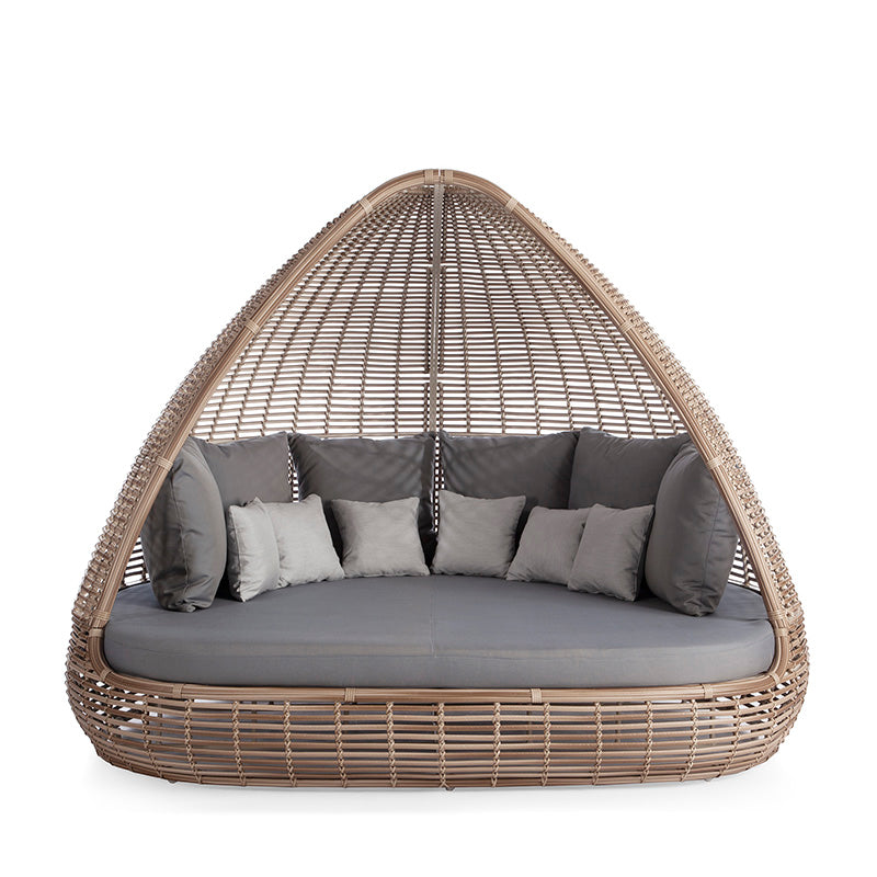Shade Daybed - Zzue Creation