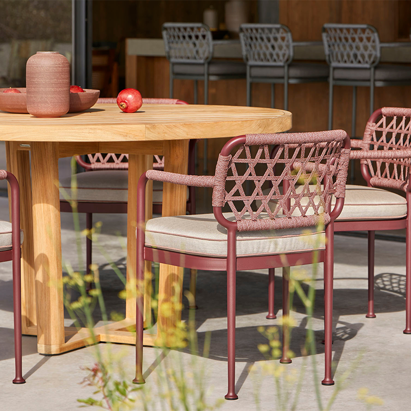Curio Armchair - Zzue Creation