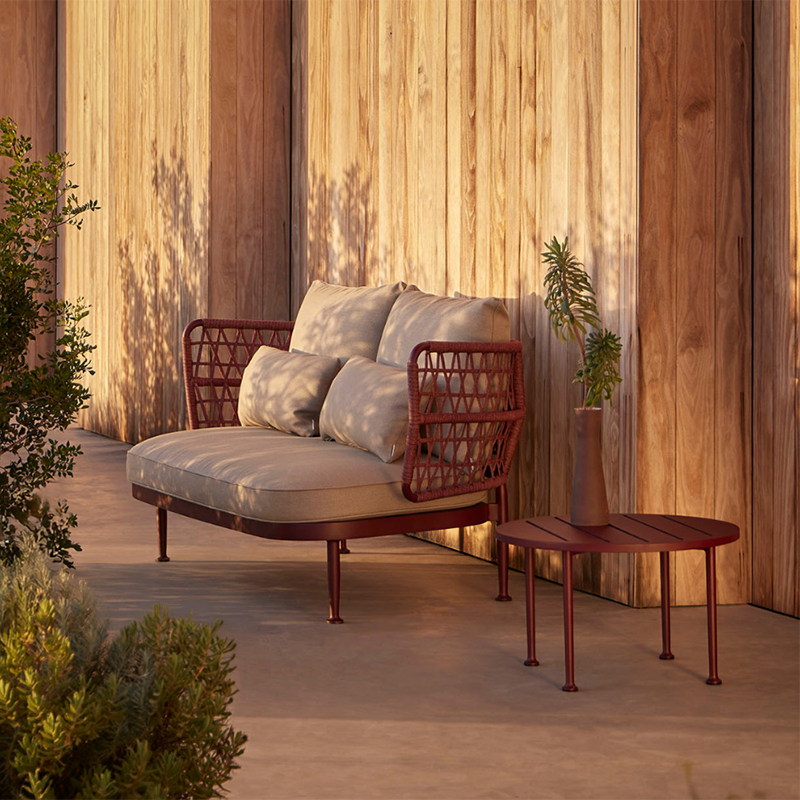 Curio Sofa 2 - Zzue Creation