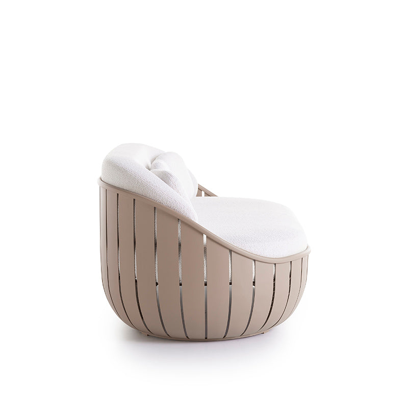 Arena Lounge Chair - Zzue Creation