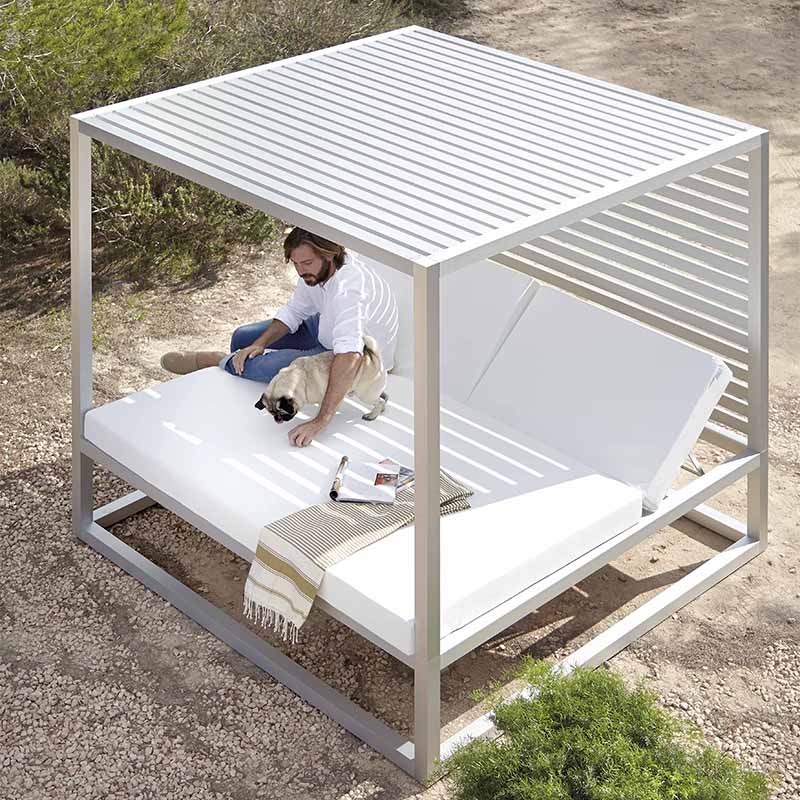 Elevated Daybed fixed slats - Zzue Creation