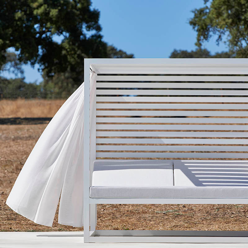 Elevated Daybed fixed slats - Zzue Creation