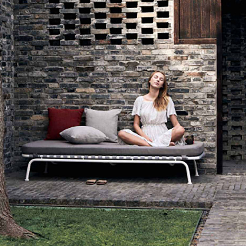 Mindo 103 Daybed - Zzue Creation