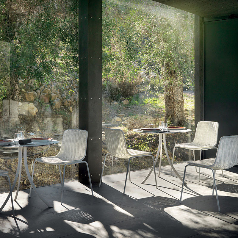 Bistro Dining Table With Round Top R70 - Zzue Creation