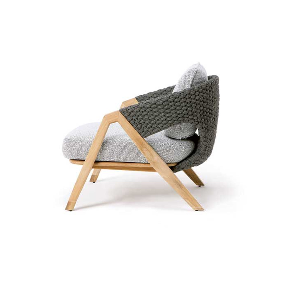 Knit Armchair - Zzue Creation