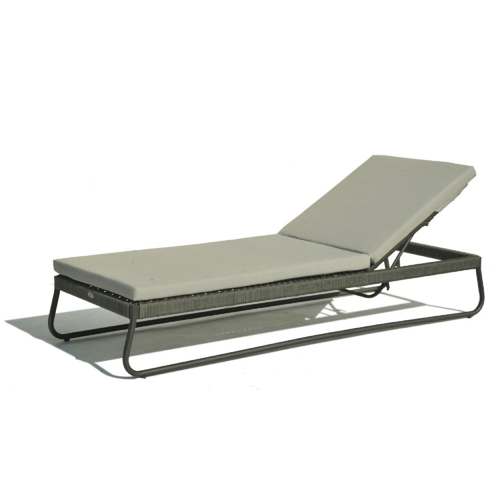 Moma Single Lounger - Zzue Creation
