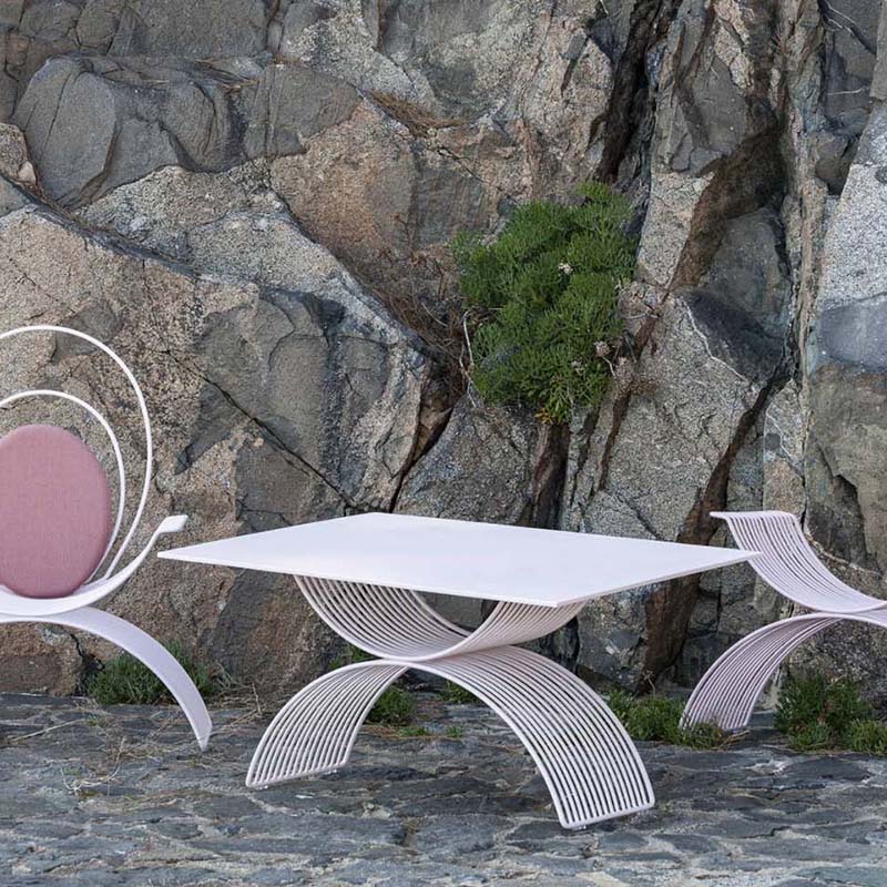 Romana Table - Zzue Creation