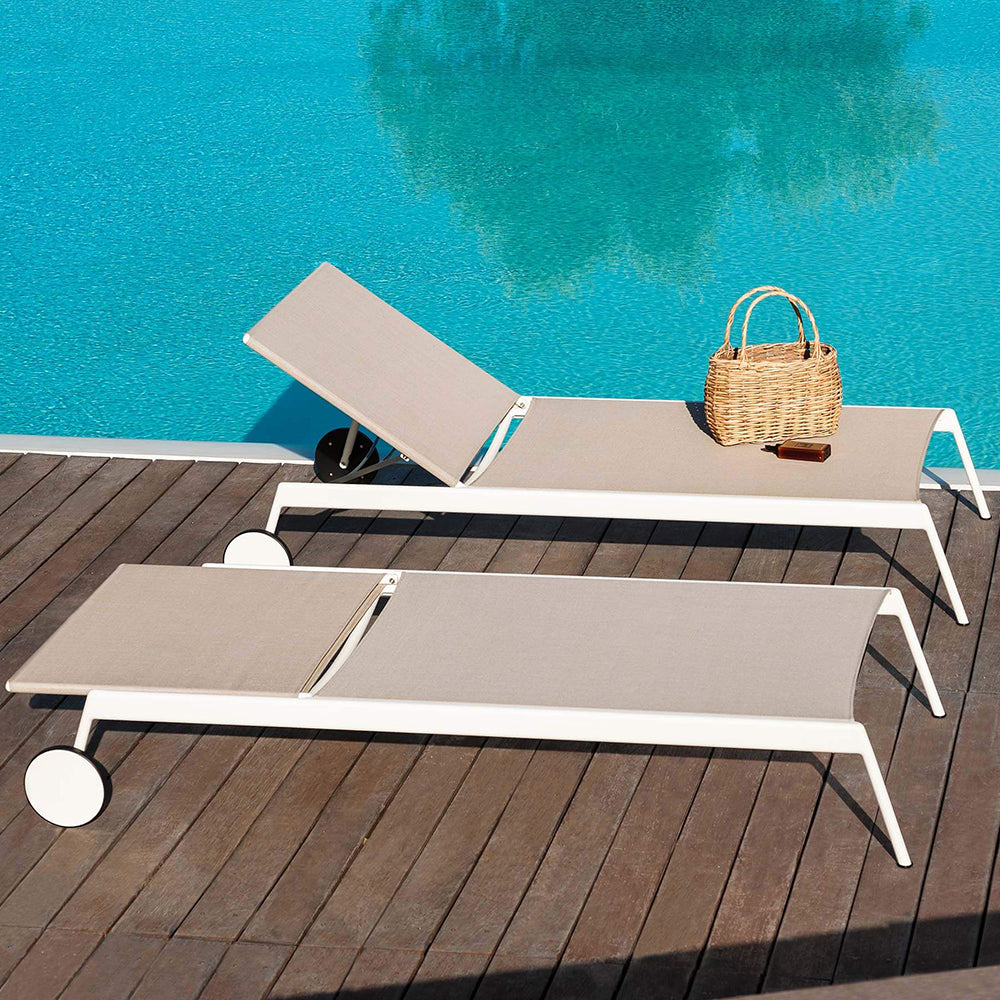 Piper 007 Stackable Single Lounger - Zzue Creation