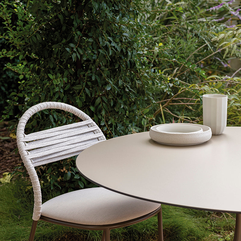 Bistro Dining Table With Round Top R70 - Zzue Creation