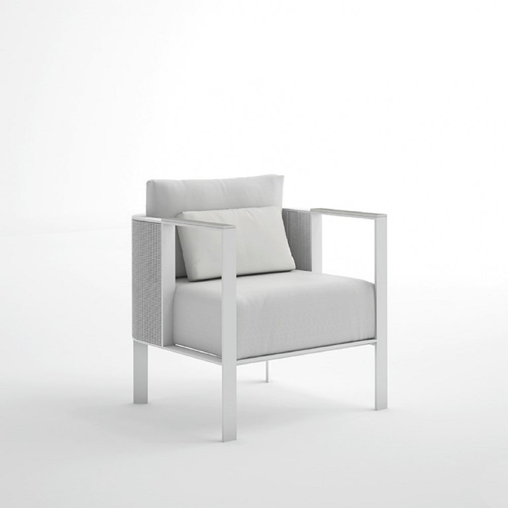 Solanas Club Armchair - Zzue Creation