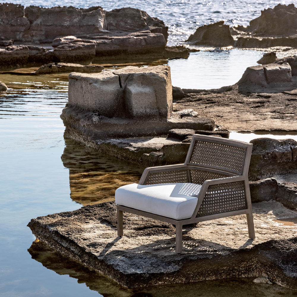 Grand Life Bergère Armchair - Zzue Creation