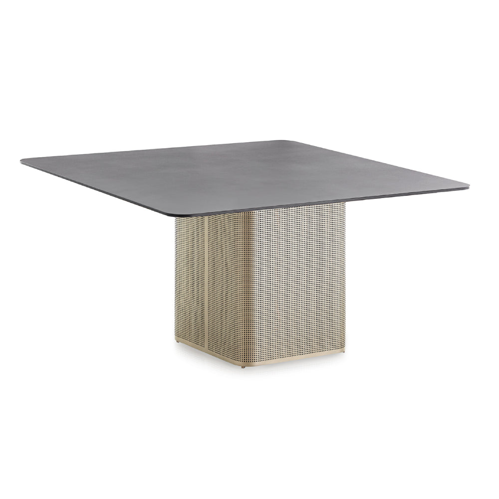 Solanas Dining table 140 - Zzue Creation
