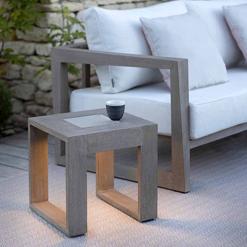 Rancho Solar Illuminated Coffee Table - Zzue Creation