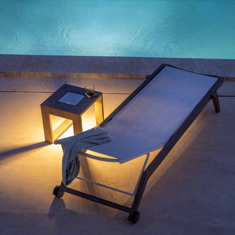 Rancho Solar Illuminated Coffee Table - Zzue Creation